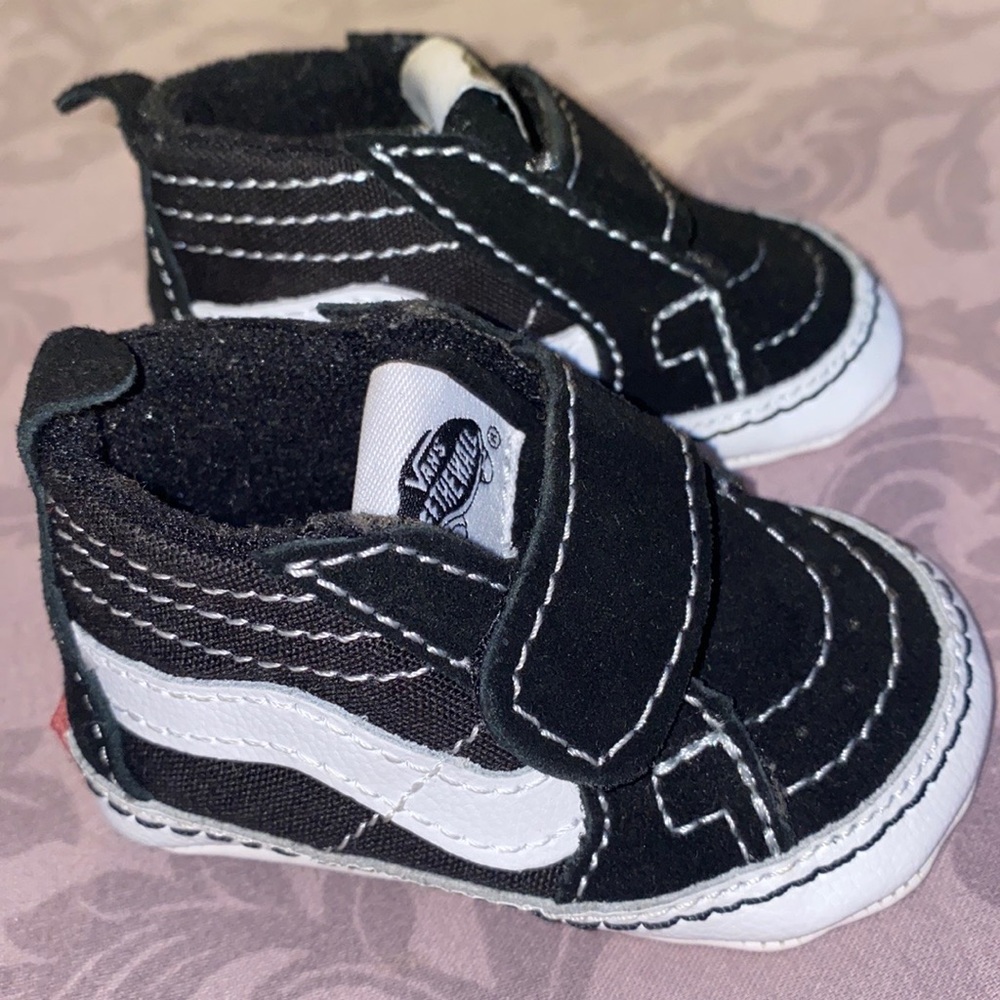 INFANT SK8-HI CRIB